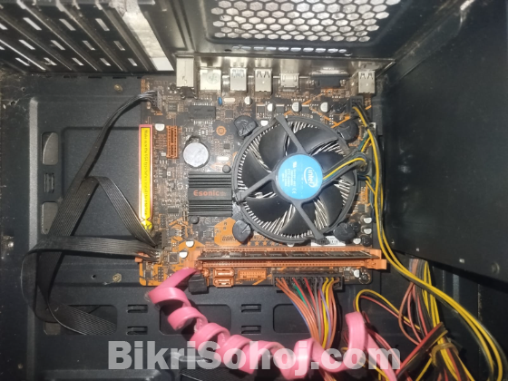 কম্পিউটার টি ইমারজেন্সি বিক্রি করা হবে।